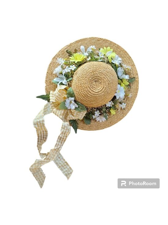 Other - Beautiful Vintage Little Decorative Straw Hat